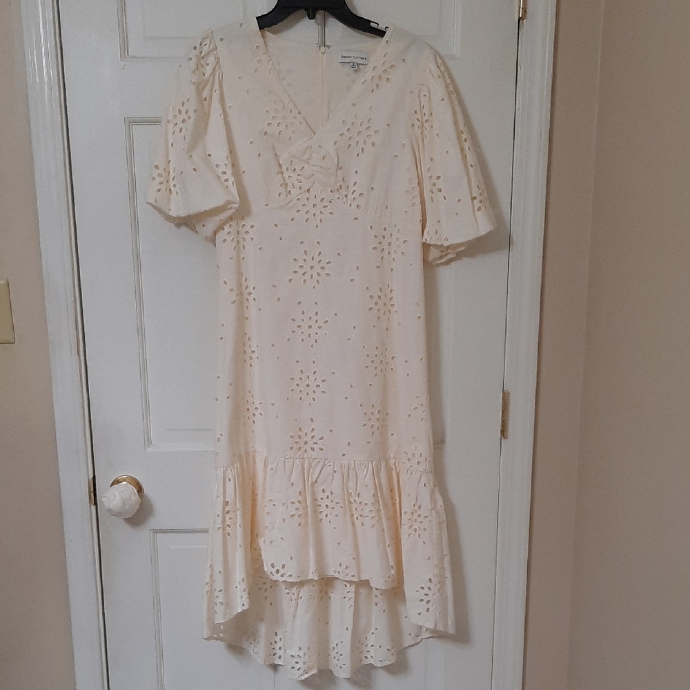 Gibson Latimer Cream High Low Eyelet Dress Sz M.